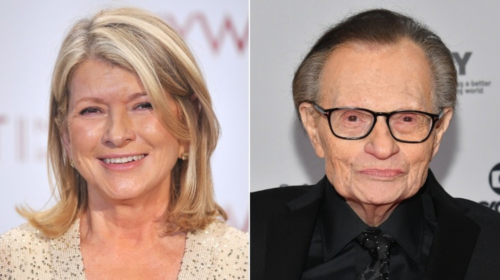 Martha Stewart et Larry King souriant