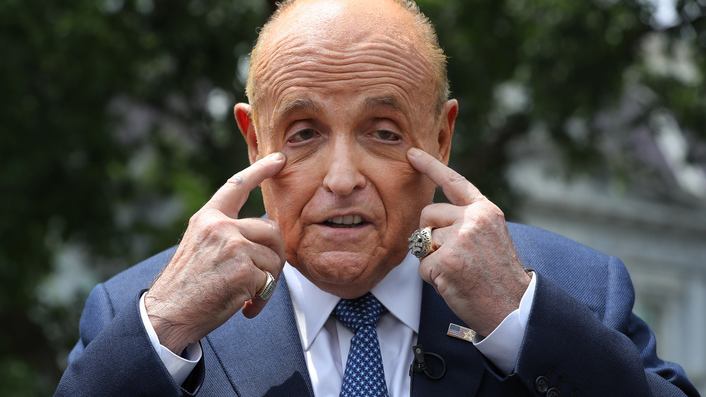 Rudy Giuliani fait une drôle de tête