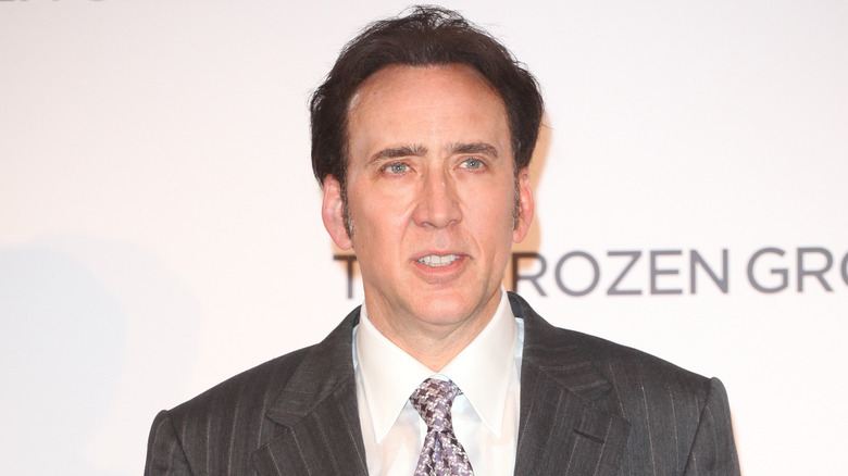 Nicolas Cage posant