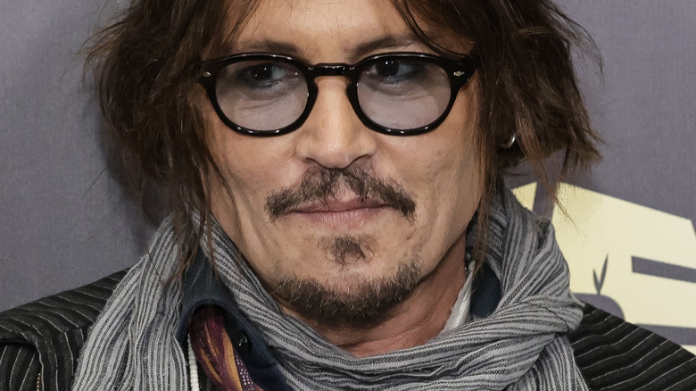 Johnny Depp assiste à la promotion de la série animée "Puffins"