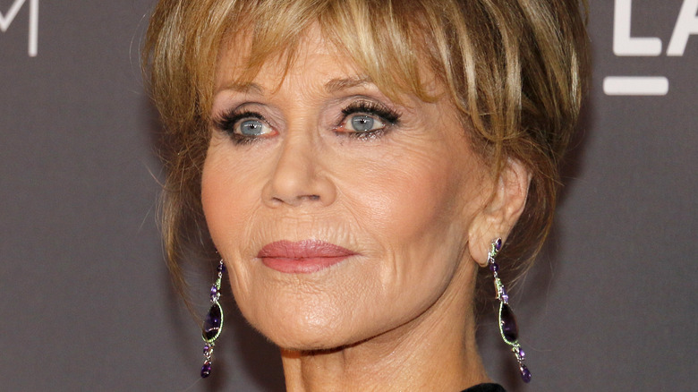Jane Fonda posant