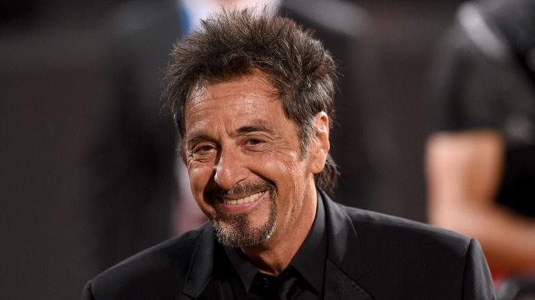 Al Pacino souriant