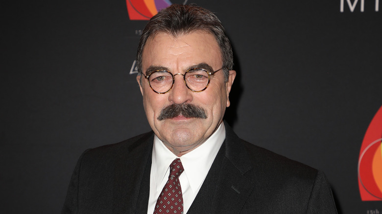 Tom Selleck souriant