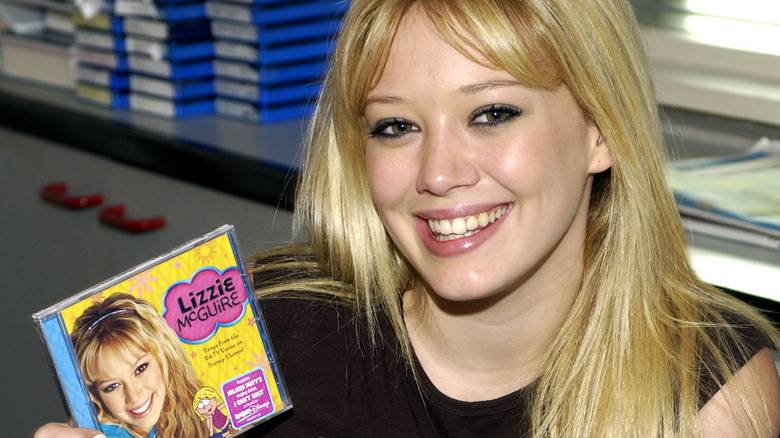 Hilary Duff, une adolescente souriante
