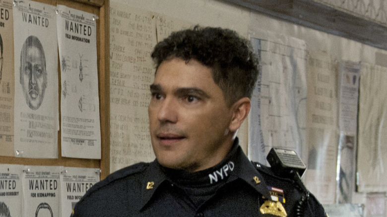 Nick Turturro en tant que policier
