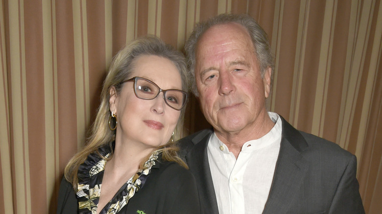Meryl Streep et Don Gummer posant